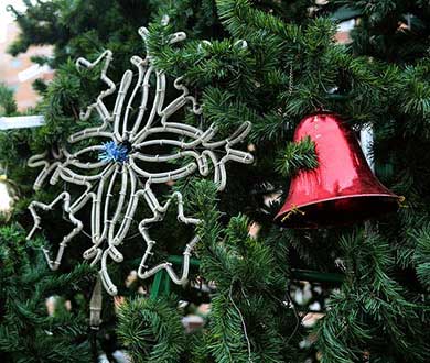 Игрушки для ёлок в Горно-Алтайске