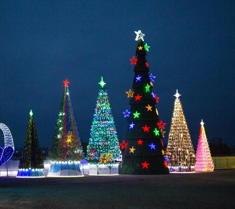 Оформление и дизайн больших ёлок в Горно-Алтайске